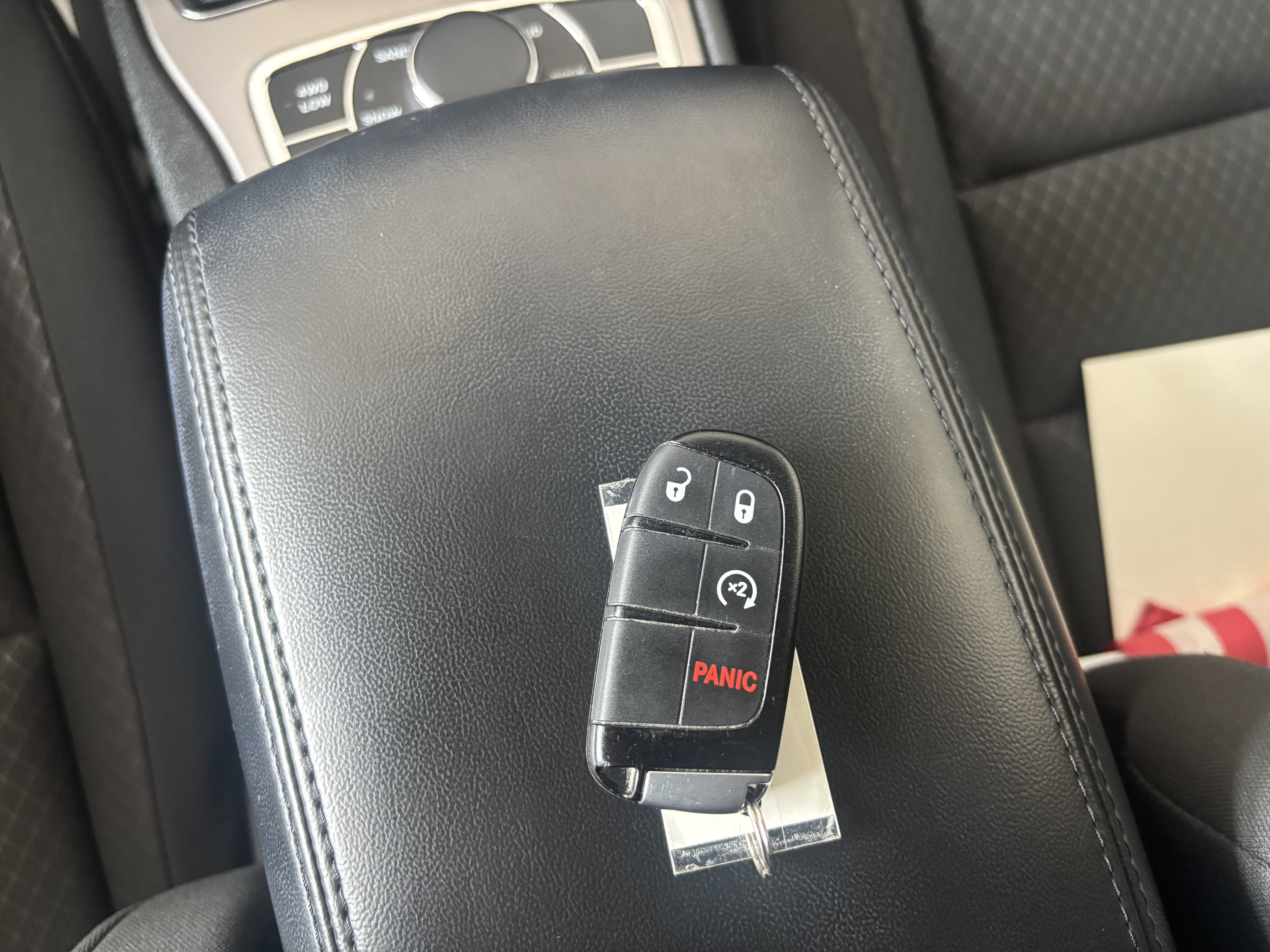 2019 Jeep Grand Cherokee Laredo E