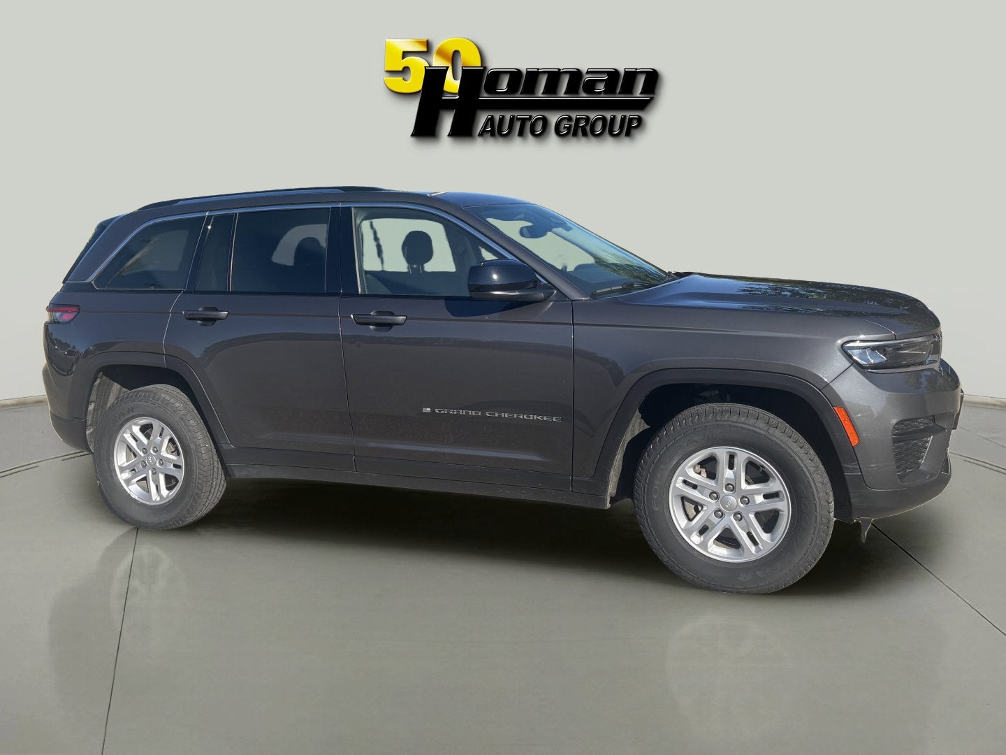 2022 Jeep Grand Cherokee Laredo