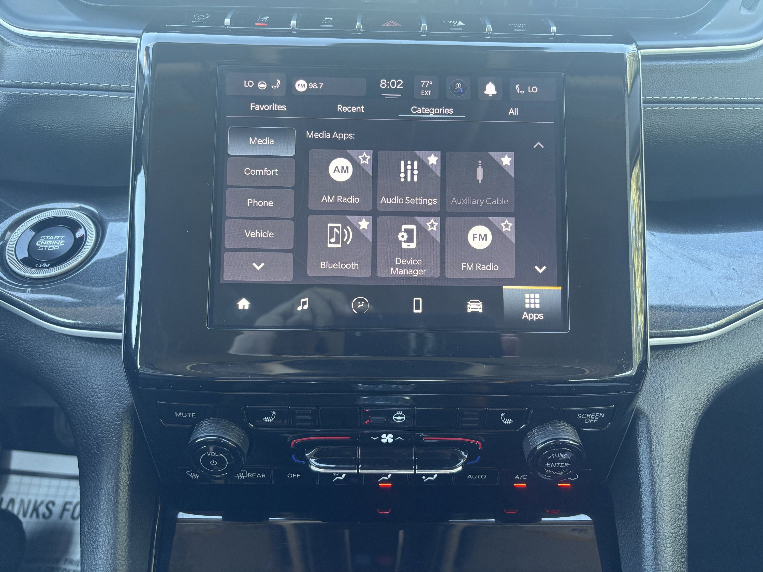 2022 Jeep Grand Cherokee Laredo