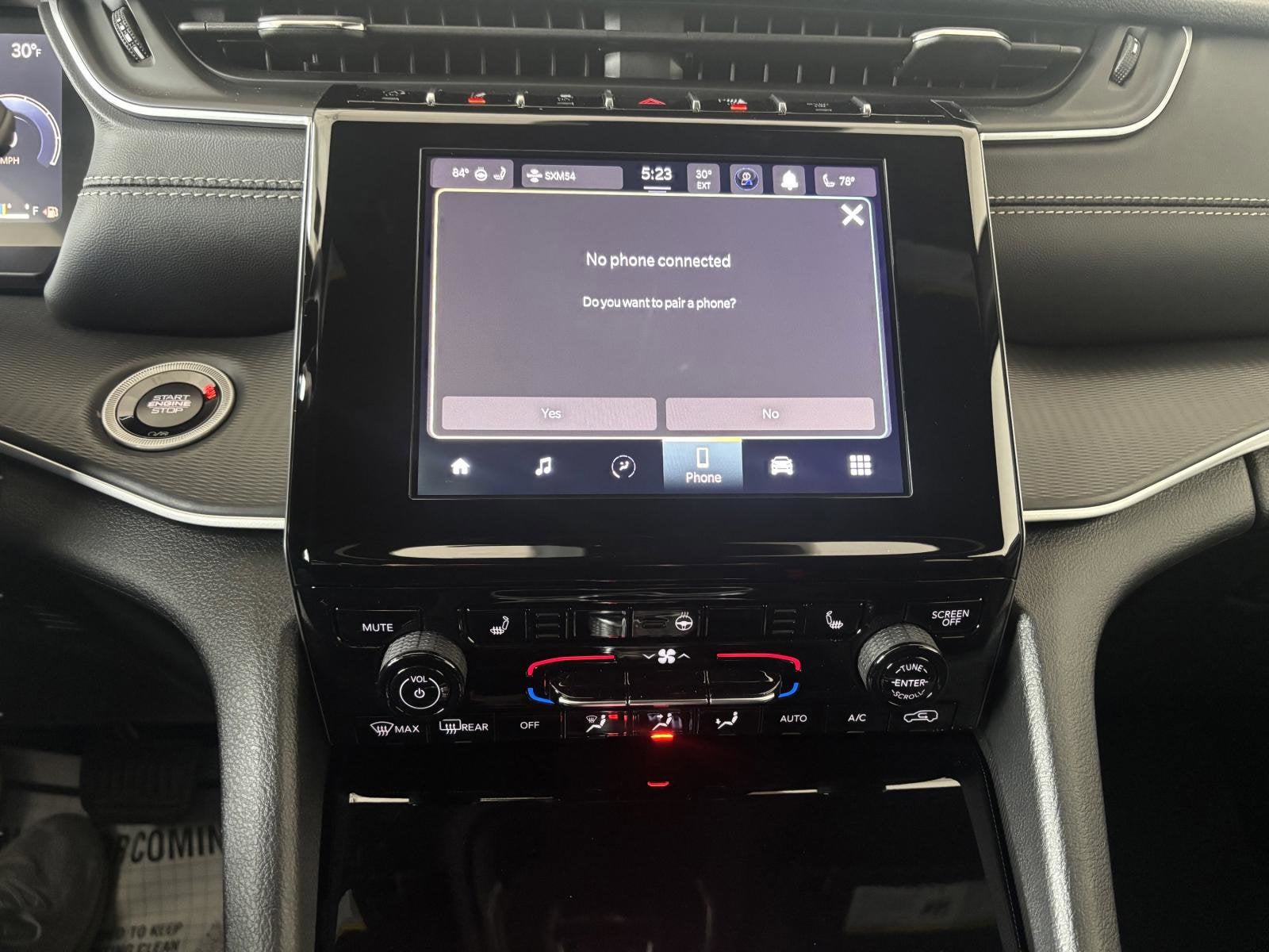 2026 Jeep Grand Cherokee Laredo Altitude