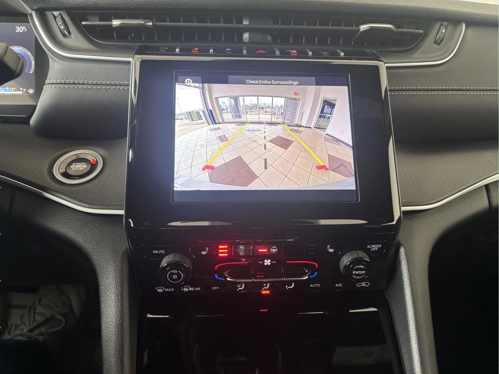 2026 Jeep Grand Cherokee Laredo Altitude