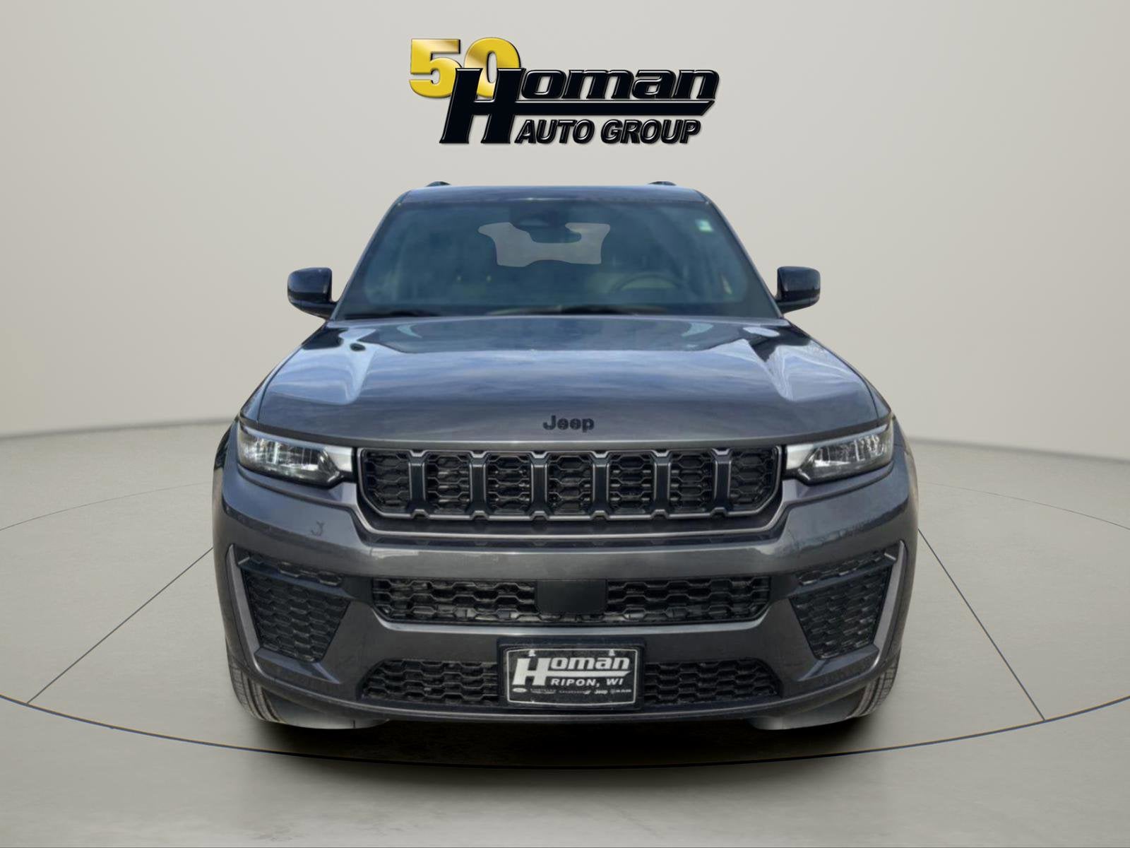 2026 Jeep Grand Cherokee Laredo Altitude