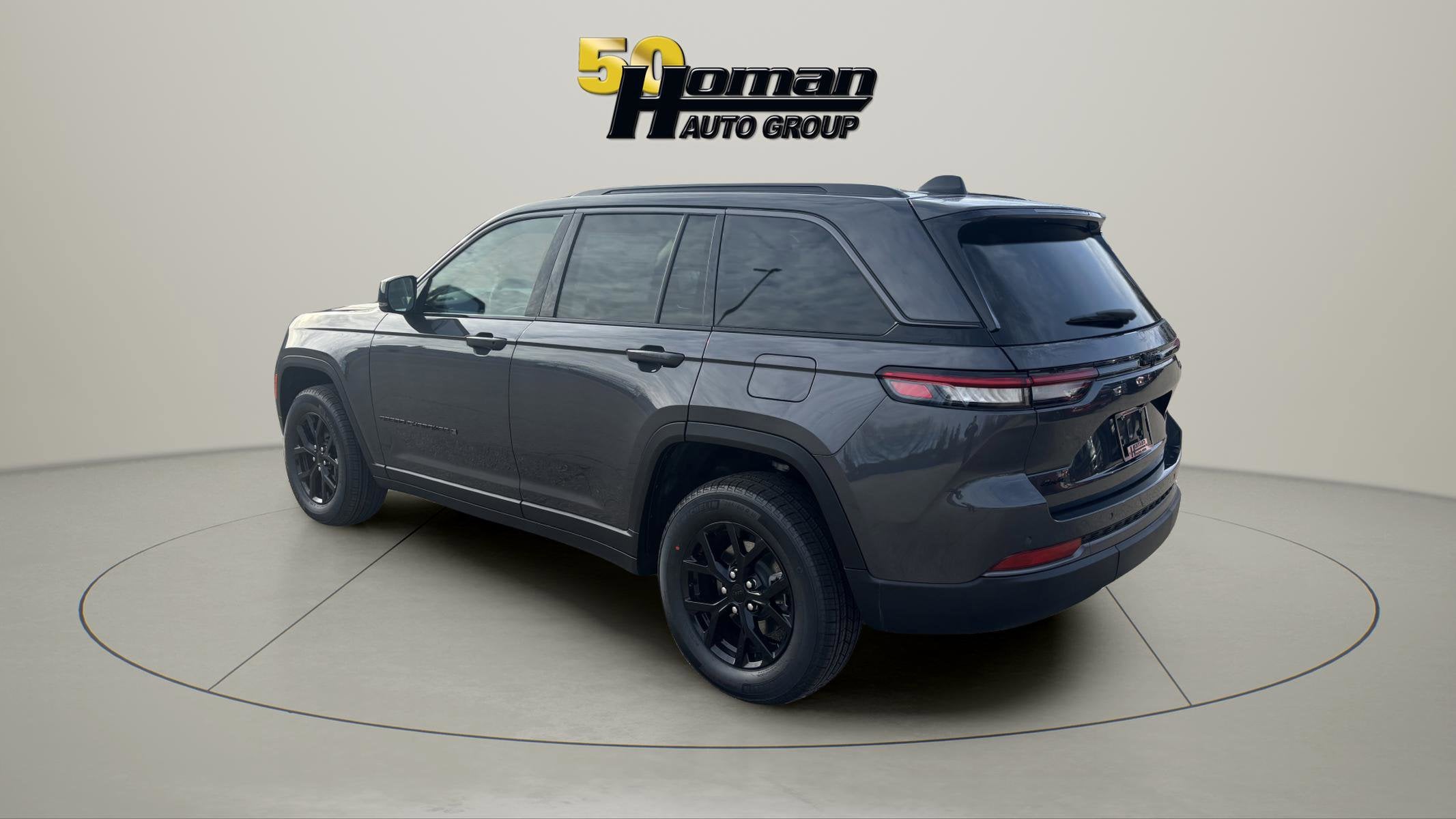 2026 Jeep Grand Cherokee Laredo Altitude