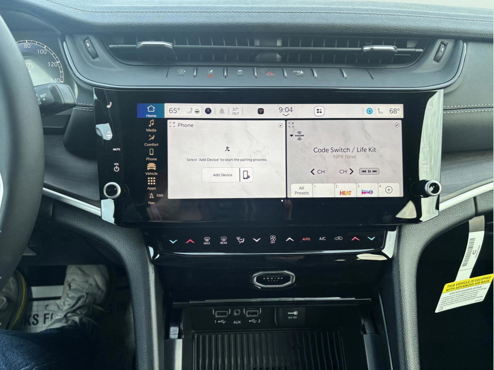 2026 Jeep Grand Cherokee Laredo Altitude