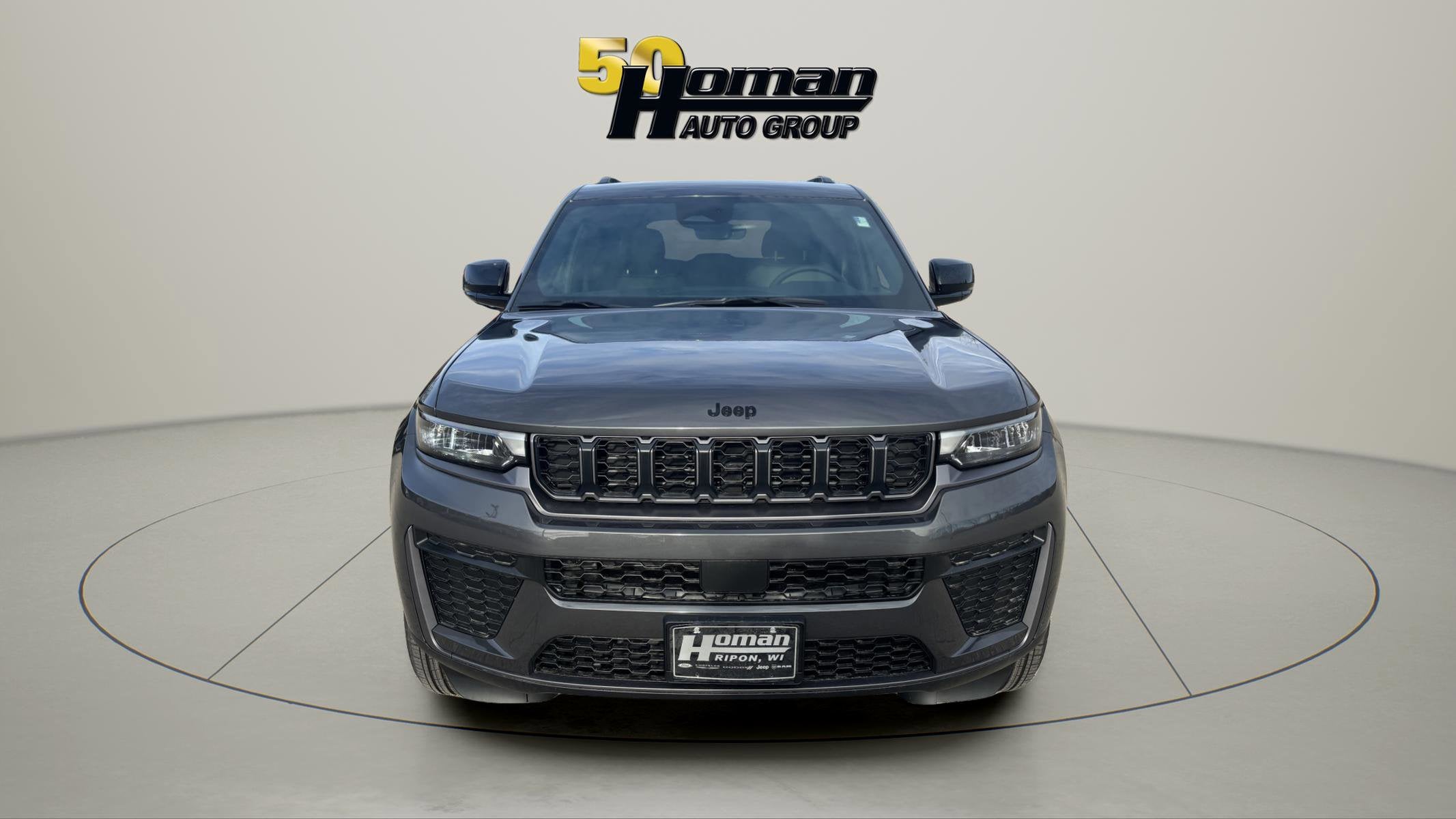 2026 Jeep Grand Cherokee Laredo Altitude