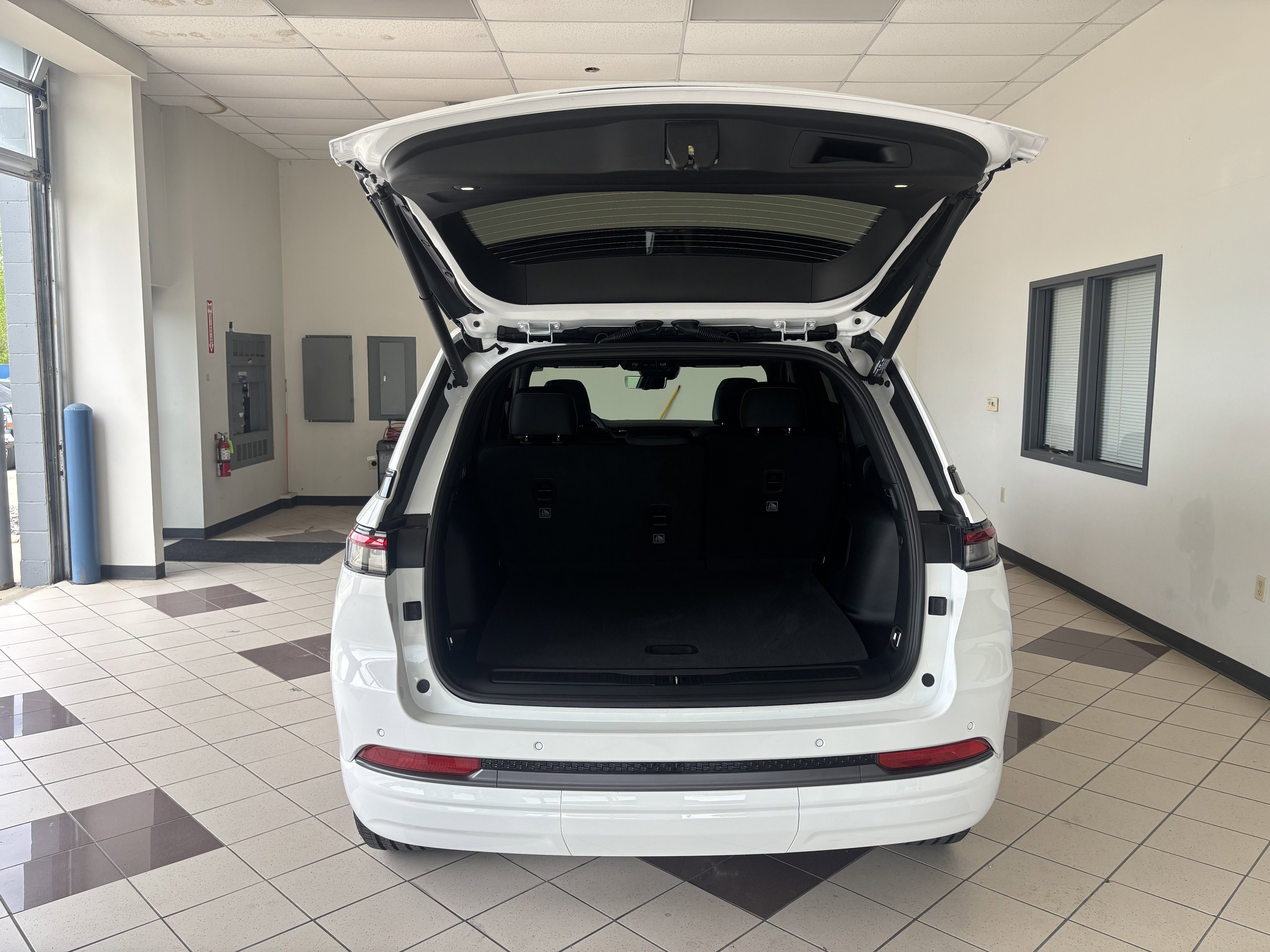 2026 Jeep Grand Cherokee Limited Reserve