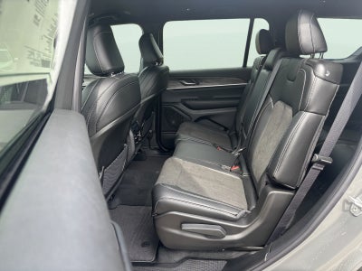 2027 Jeep Grand Cherokee L Laredo Altitude