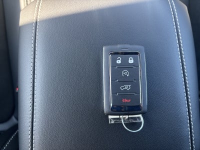 2027 Jeep Grand Cherokee L Laredo Altitude