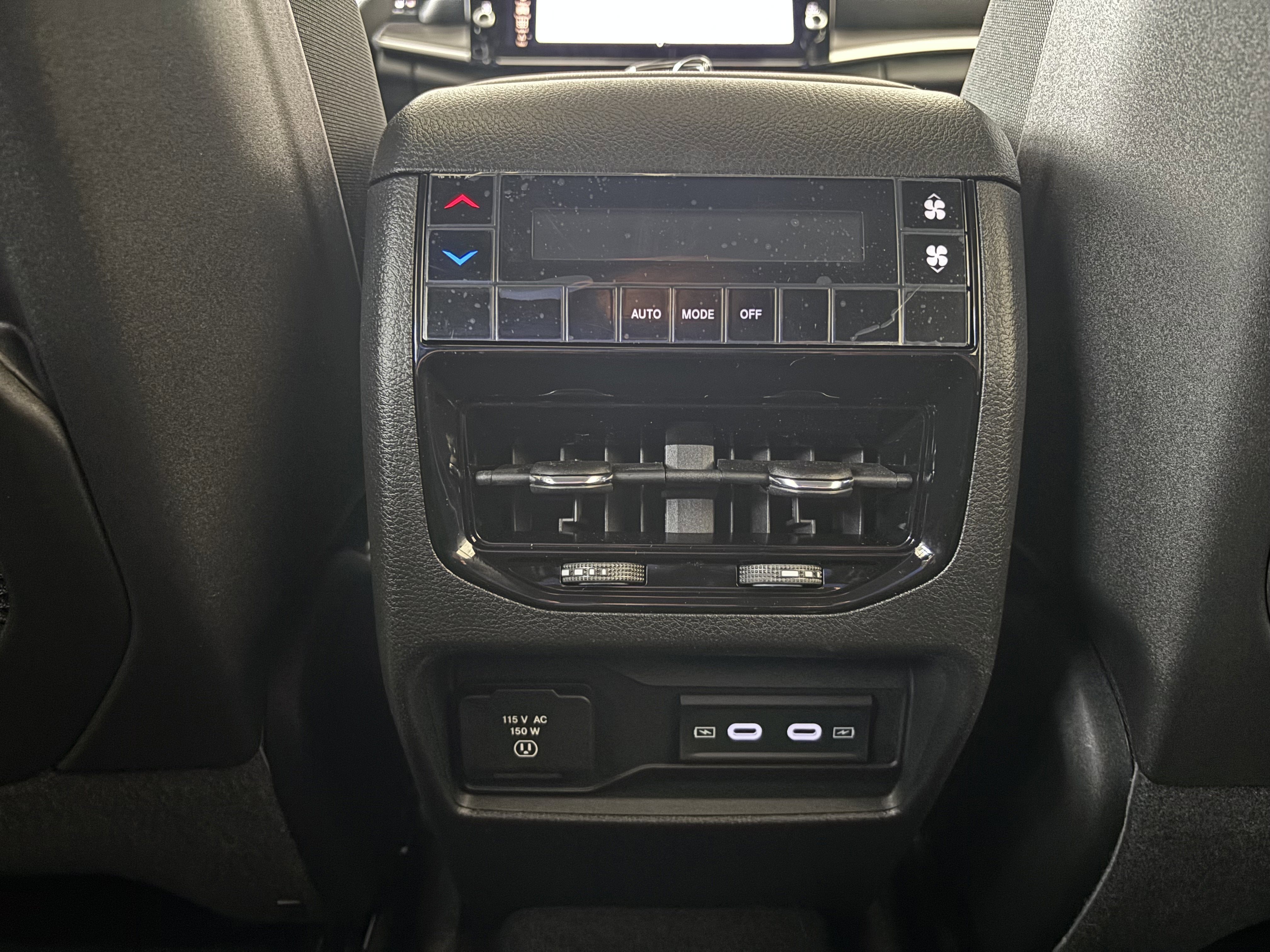 2026 Jeep Grand Cherokee L Laredo Altitude