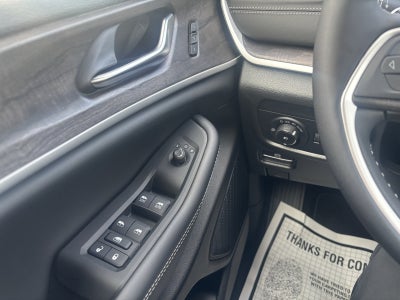2027 Jeep Grand Cherokee L Limited