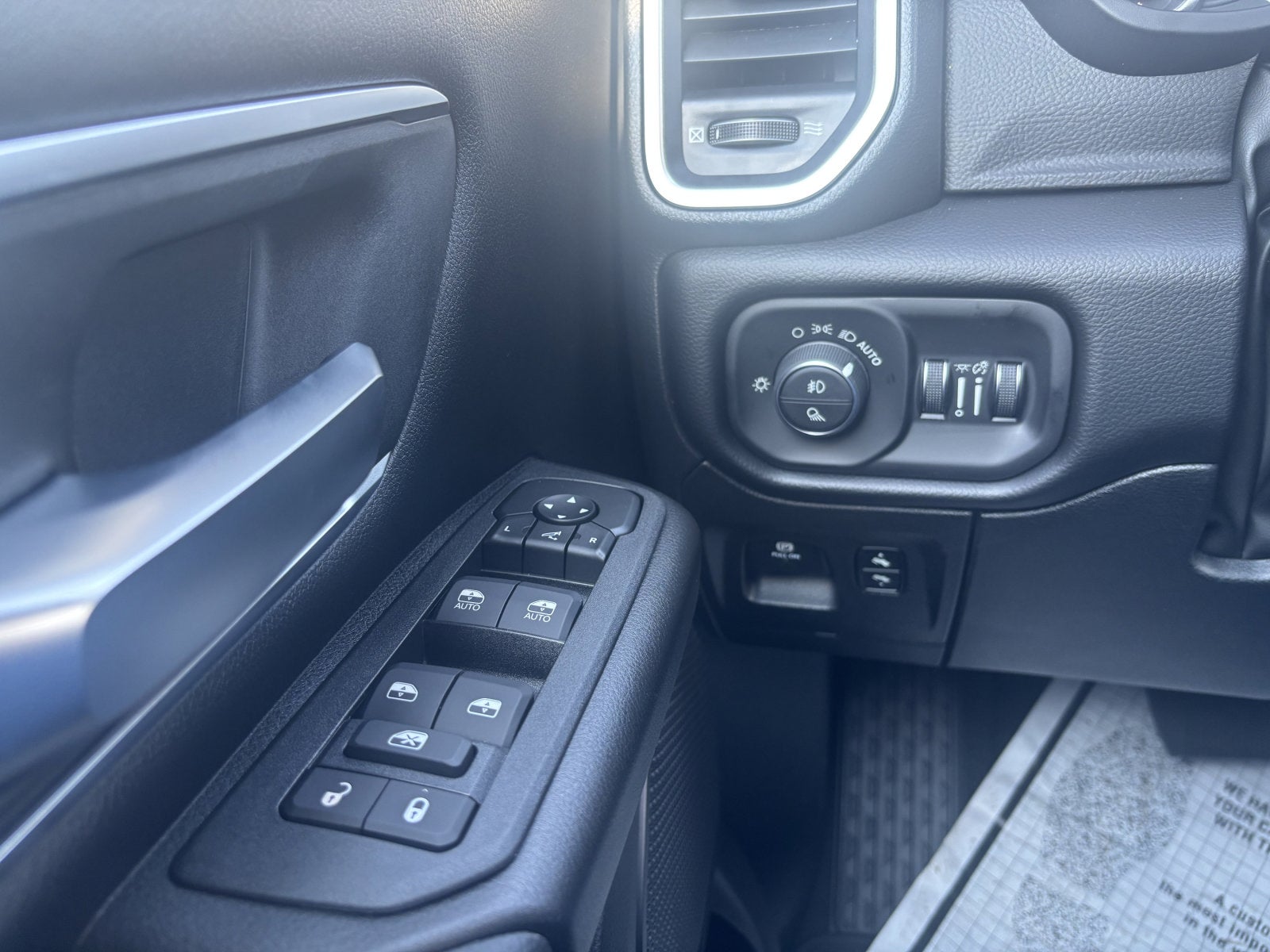 2027 RAM 1500 Big Horn