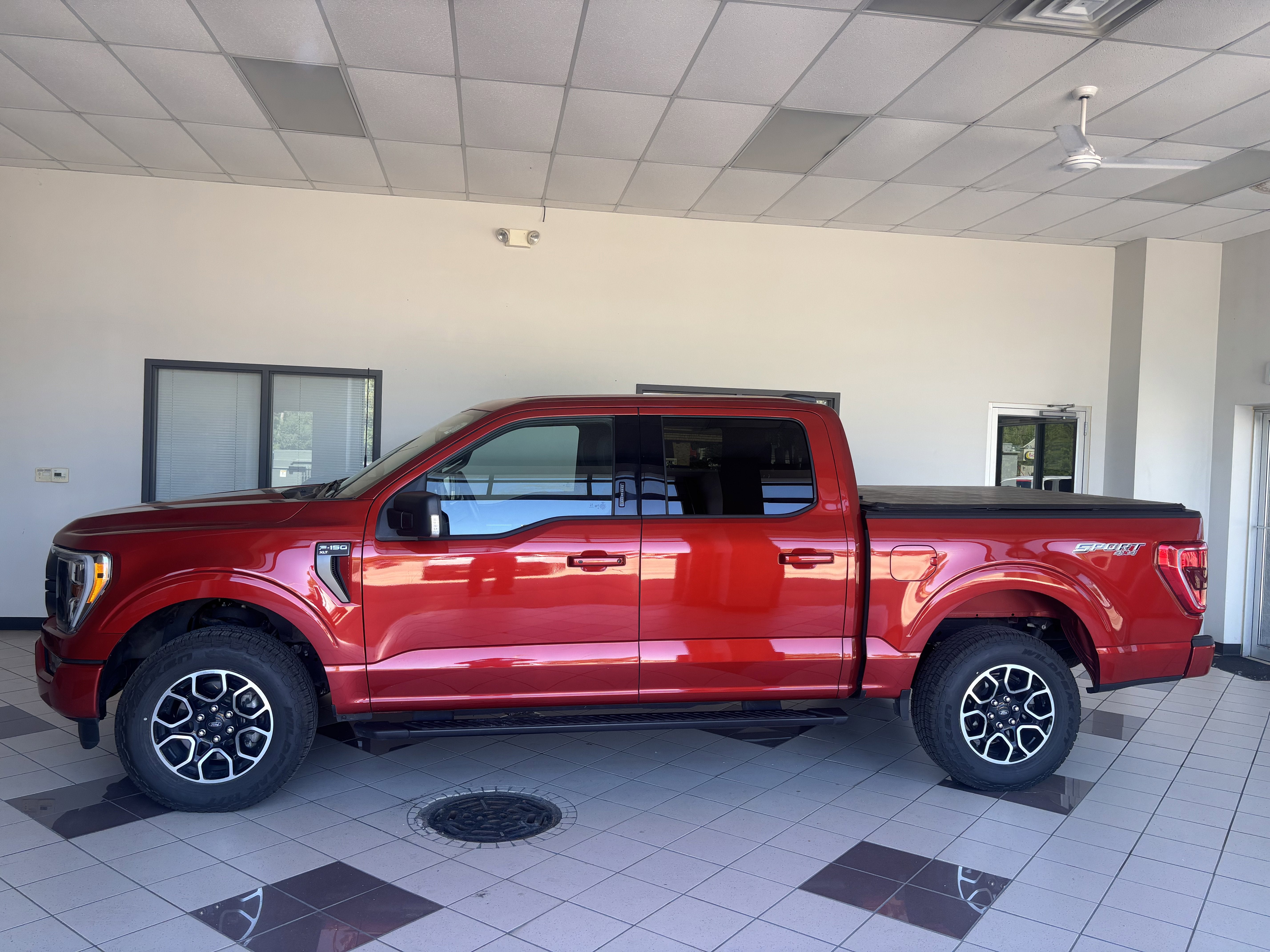 2023 Ford F-150 XLT