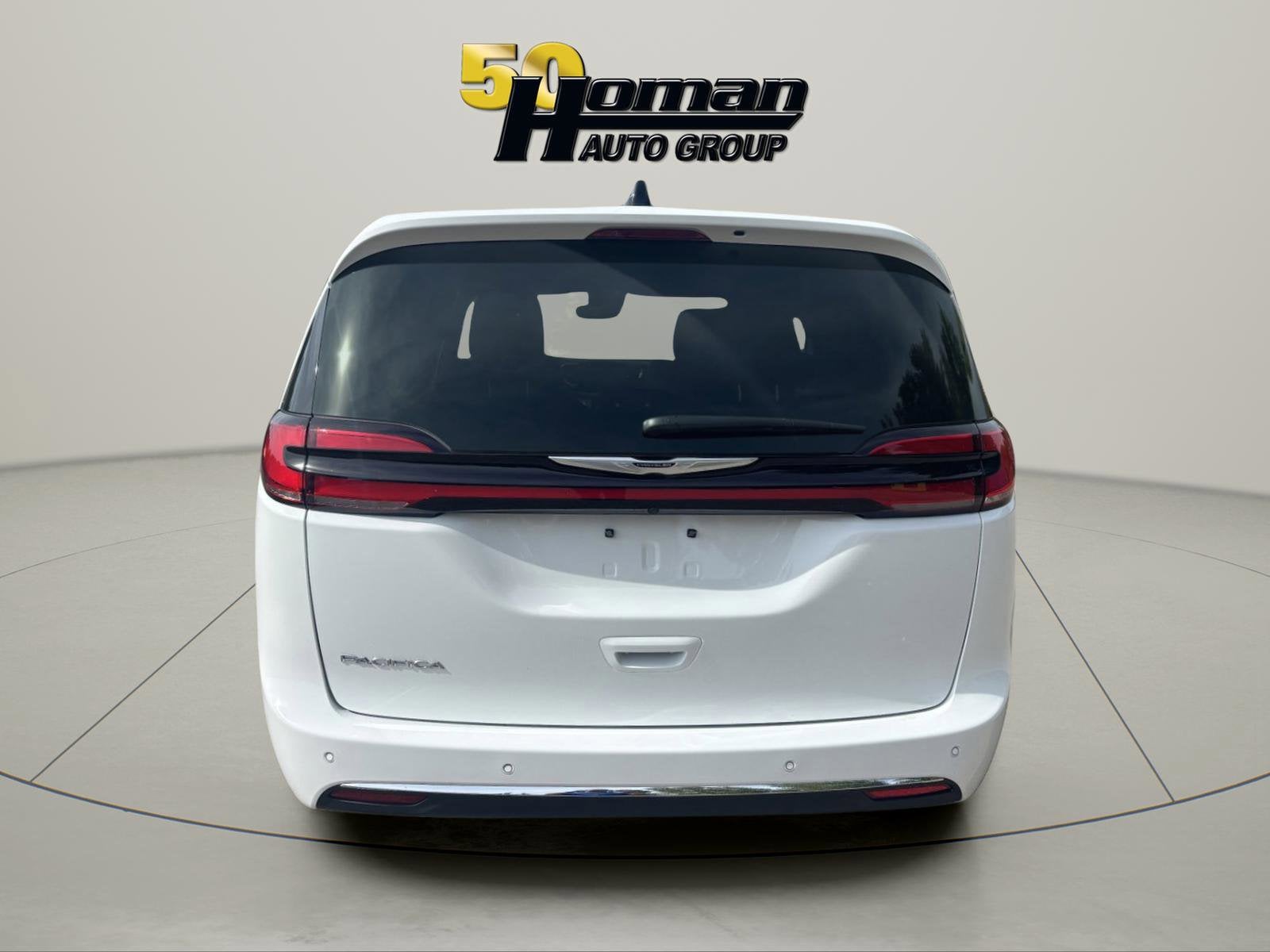 2025 Chrysler Pacifica Select