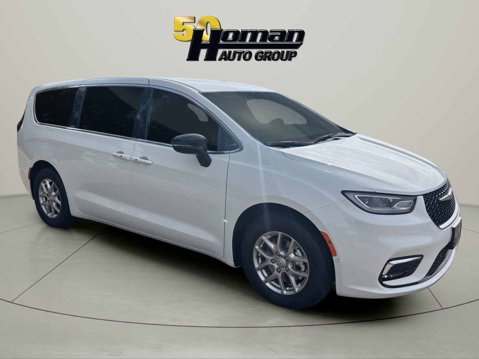 2025 Chrysler Pacifica Select