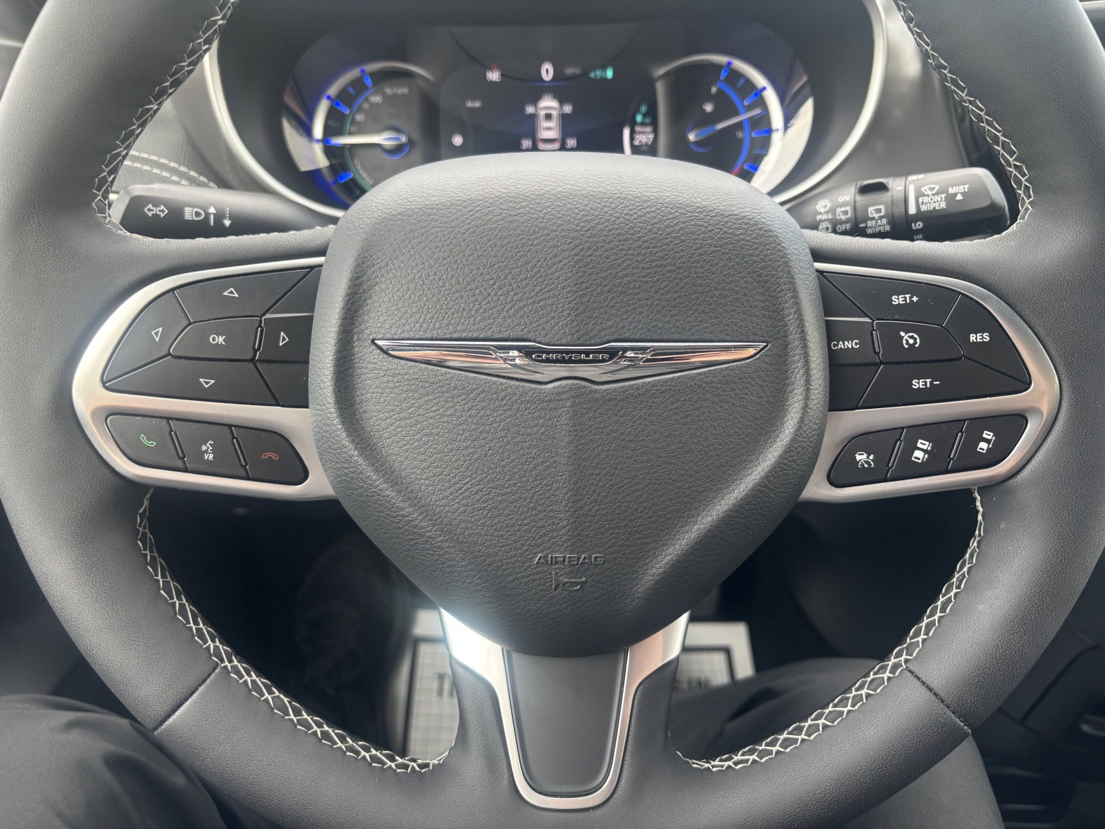 2025 Chrysler Pacifica Hybrid Hybrid Select