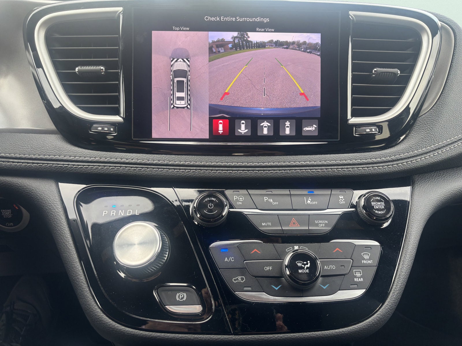 2025 Chrysler Pacifica Hybrid Hybrid Select