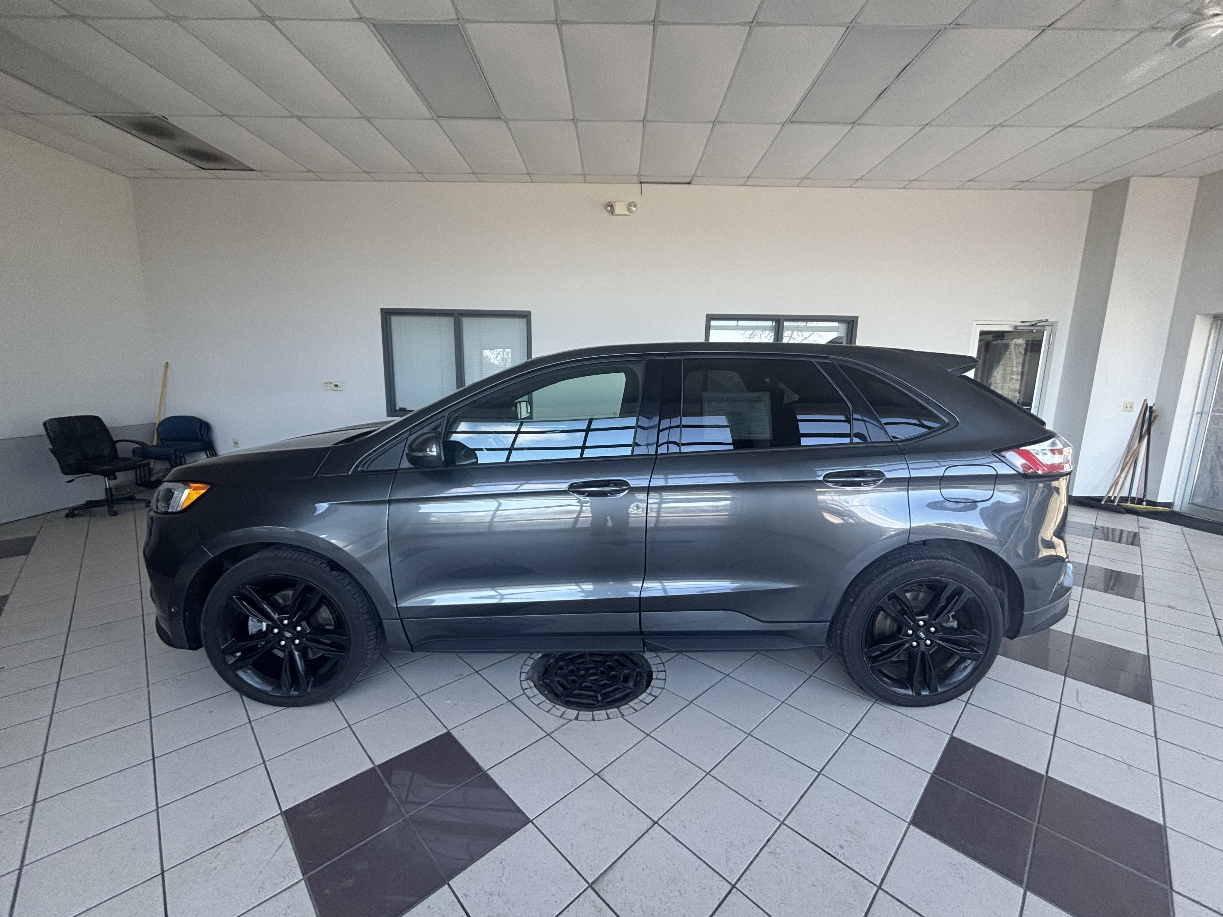 2020 Ford Edge ST