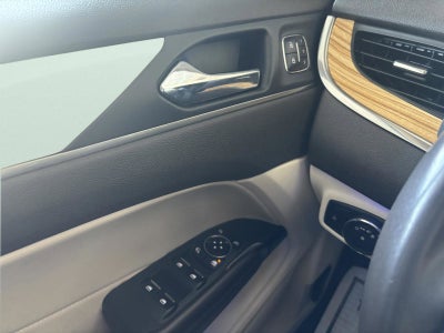 2015 Lincoln MKC BASE
