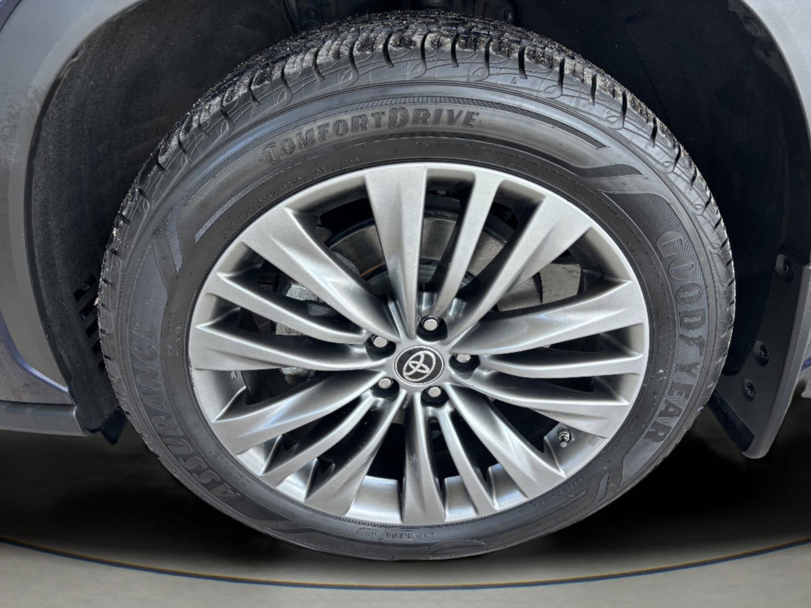 2020 Toyota Highlander Platinum